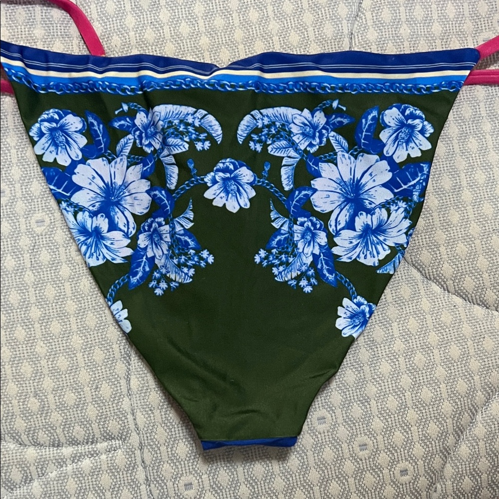 Farm Rio Bikini - Picture 3 of 6